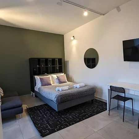 Casa Πανσιόν 4*