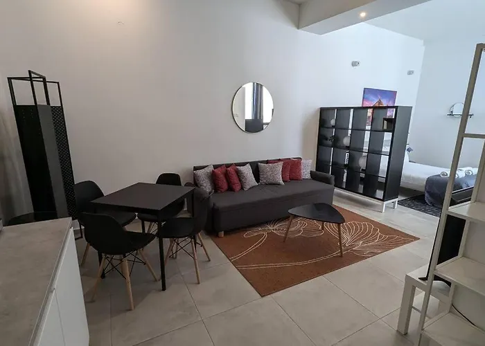 Casa 4*